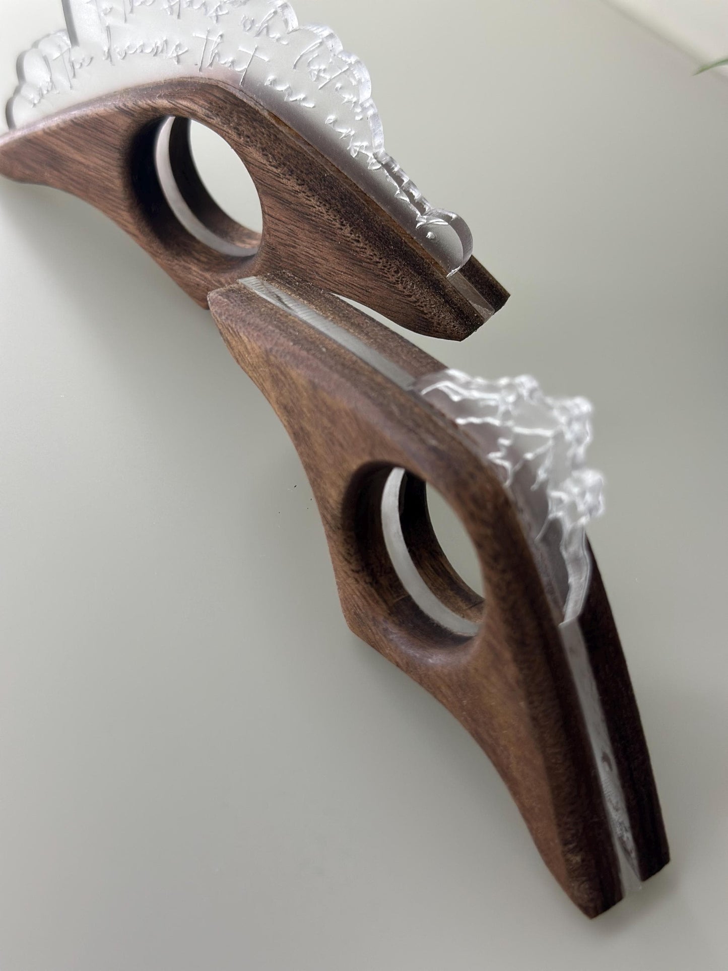 Thumb page holder Hogwarts Inspired